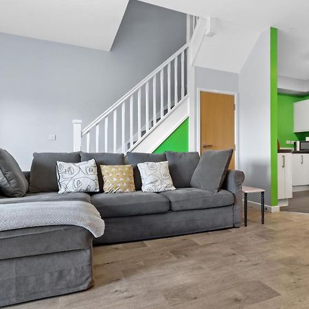 Modern House With Parking Buisness And Leisure Villa Brighton Eksteriør bilde